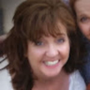 Meet your Posher, Cynthia